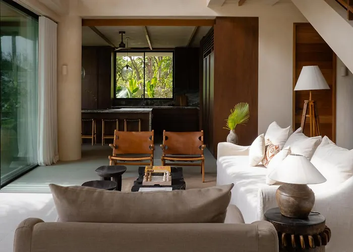 The Manuka House Private 4br In Bingin With Sauna & Cold Plunge In Walkable Neighborhood *
