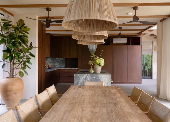 The Manuka House Private 4br In Bingin With Sauna & Cold Plunge In Walkable Neighborhood *